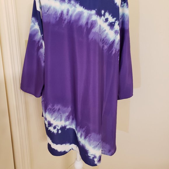 Chico's V-Neck Silky Tunic top size 3 - Picture 4 of 9